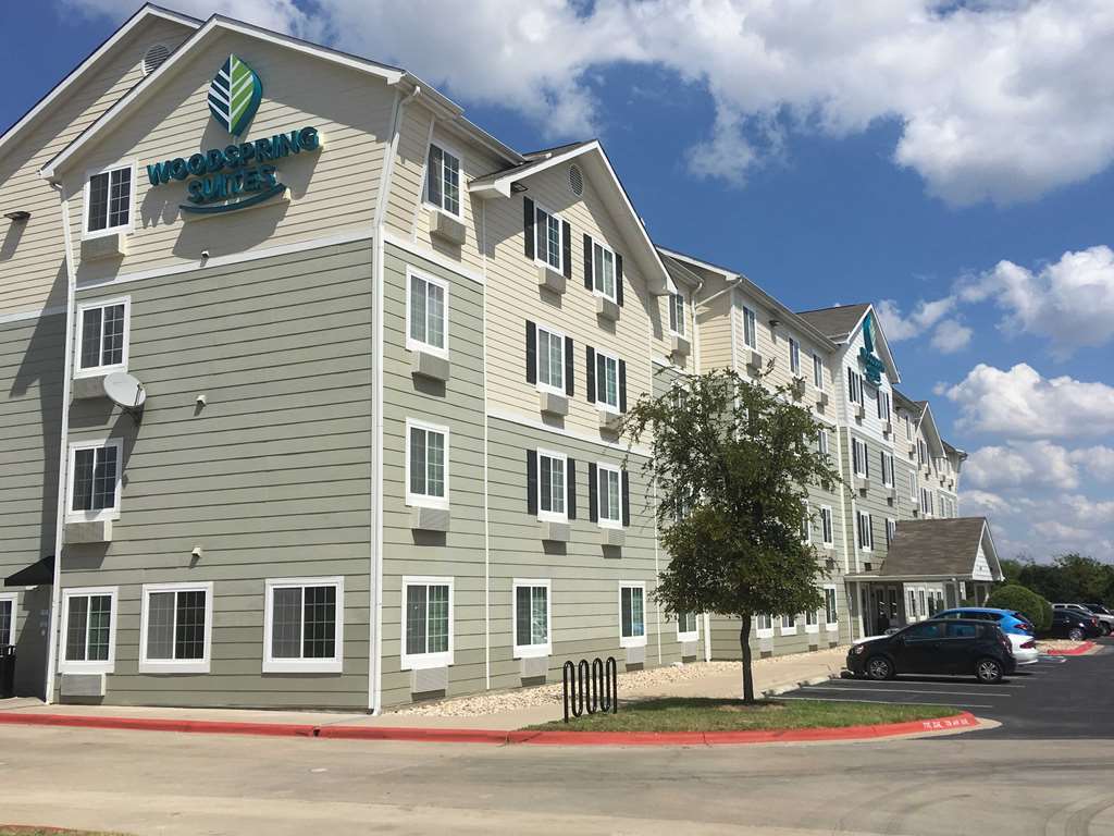 Woodspring Suites Austin North I-35 Экстерьер фото